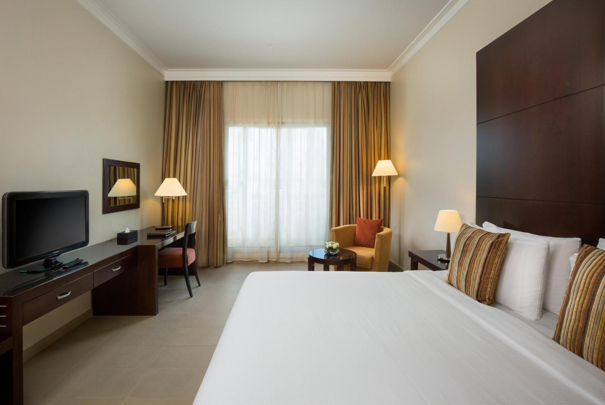 มิลเลนเนียม เซ็นทรัล มาฟรัก โฮเต็ล Hotel อาบูดาบี ภายนอก รูปภาพ