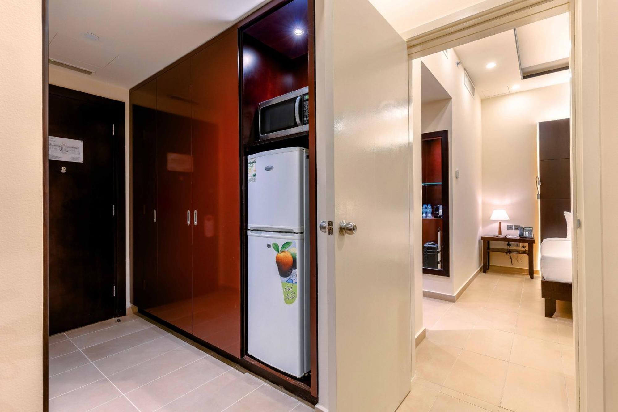 มิลเลนเนียม เซ็นทรัล มาฟรัก โฮเต็ล Hotel อาบูดาบี ภายนอก รูปภาพ
