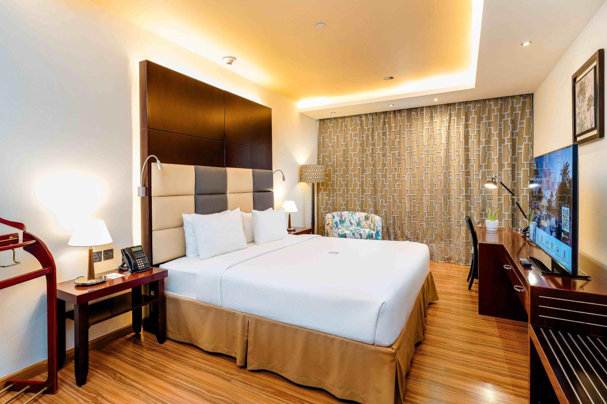 มิลเลนเนียม เซ็นทรัล มาฟรัก โฮเต็ล Hotel อาบูดาบี ภายนอก รูปภาพ